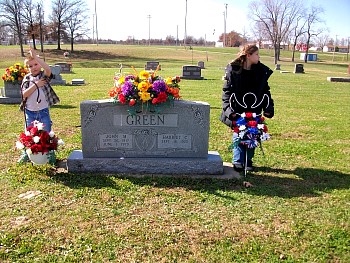 Graveside02.jpg