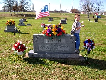 Graveside12.jpg