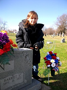 Graveside09.jpg