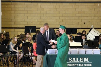 HSGRADUATION2013021.JPG